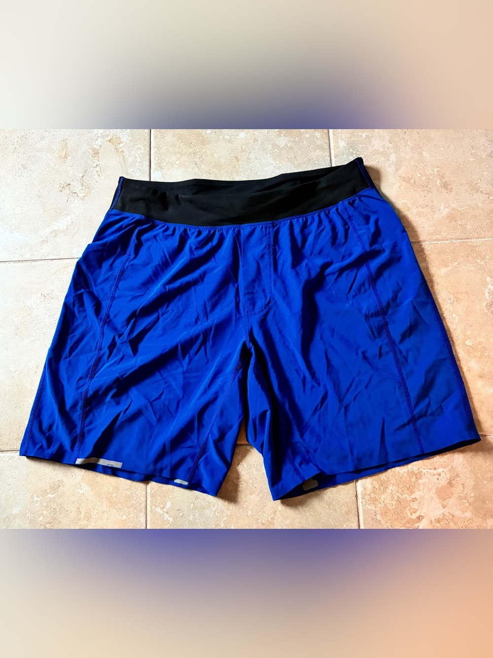 Lululemon Men's Unlined Performance Running Shorts Blue Black Size Large